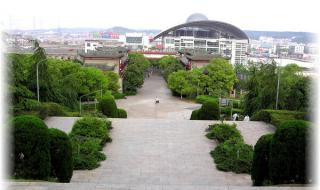 湖南外国语职业学院