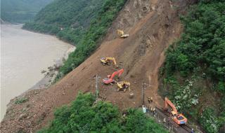 西安至昆明列车事故